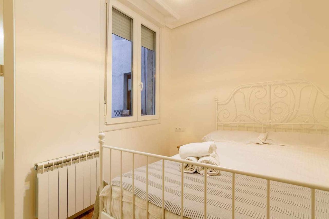 Vivienda Turistica Estilosa En La Zona Vieja Билбао Екстериор снимка
